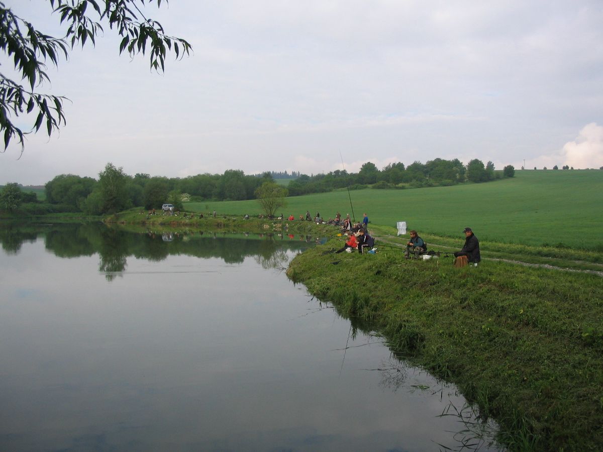 Rybářské závody 2008 - 02.JPG